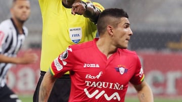 “Jamás le gritaría un gol a Boca, soy hincha del club”