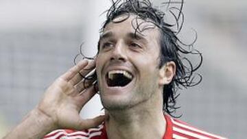 Luca Toni pasa el reconocimiento médico con la Roma