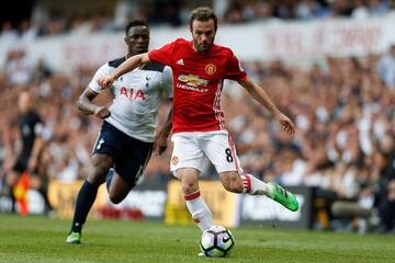 El jugador español acaba su vinculación con el Manchester United en junio de 2018