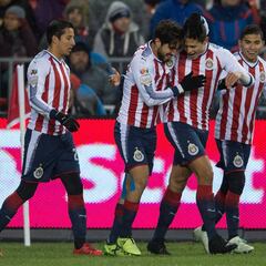 Así vieron los expertos el triunfo de Chivas en Toronto