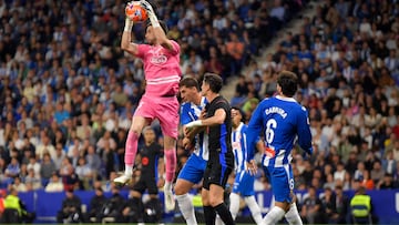 Espanyol's Spanish goalkeeper #01 Joan Garcia catches the ball during the Spanish league football match between RCD Espanyol and FC Barcelona at�the RCDE Stadium in Cornella de Llobregat, on May 15, 2025. (Photo by MANAURE QUINTERO / AFP)