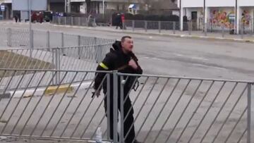 Desgarrador y delatador: Rusia ataca el corredor de salida en plena evacuación de civiles