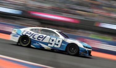 Shane van Gisbergen conquista México; Suárez acaba 19°