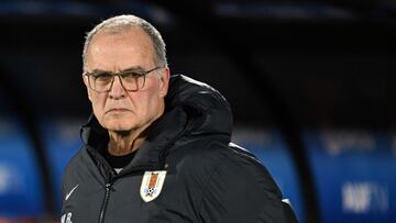 Uruguay's Argentine head coach Marcelo Bielsa gestures during the 2026 FIFA World Cup South American qualifiers football match between Uruguay and Peru at the Centenario stadium in Montevideo on September 4, 2025. (Photo by Eitan ABRAMOVICH / AFP)