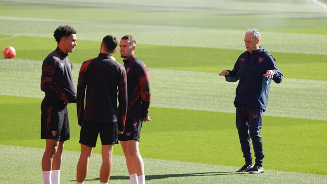 Cantera al poder: Caparrós llama a varios del filial ante el Alavés