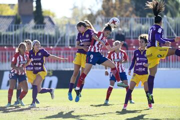 Esther adelantó al Atleti tras marcar rematando de cabeza.