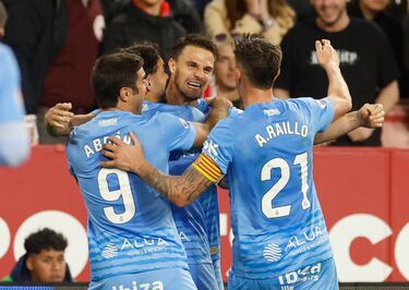 El veterano zaguero mallorquista rescató un punto en el tramo final del partido. Llegaba al segundo palo y, tras un error de Nyland, remató con el alma para conseguir el tanto. 