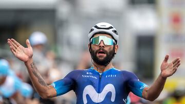 Colombian Fernando Gaviria celebrates after winning the final stage of the Tour de Romandie UCI cycling World tour, 170.8 km from Vufflens-la-Ville to Geneva, on April 30, 2023. (Photo by Fabrice COFFRINI / AFP)