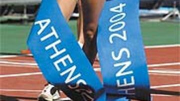 <b>ORO POR SORPRESA. </b>La griega Tsoumeleka, vencedora ayer.