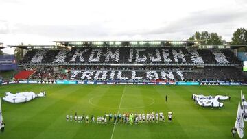 Tifo de Kjernen, el grupo más numeroso de aficionados del Rosenborg.
