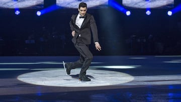 Javi Fern¨¢ndez hechiza a 7.000 espectadores en Murcia