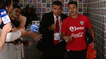 Así se fue Sánchez del estadio tras su brillante jornada