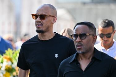 Fabinho llega al funeral de Diogo Jota y su hermano André Silva en la Igreja Matriz de Gondomar el 5 de julio de 2025 en Gondomar, Portugal.