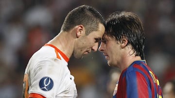 Bronca entre Leo Messi y Darijo Srna.