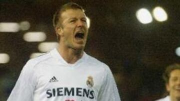 <b>PRIMERA VUELTA.</B> Beckham ya marcó contra el Numancia de falta en el partido de la primera vuelta.