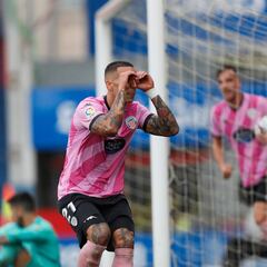 Pelea para salir del fango