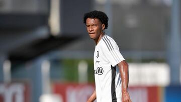 Juan Cuadrado presenta exámenes médicos en Inter de Milán