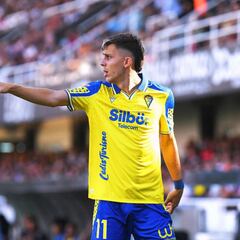 Iván Alejo alcanza los 150 partidos con el Cádiz