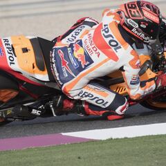 Marc Márquez sufre en Qatar pero vuelve a ser el favorito