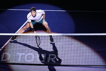 Las imágenes de la derrota de Nadal ante Federer en Shanghái