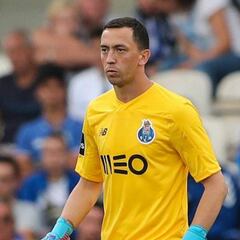 La sorprendente doble atajada de Agustín Marchesín con Porto