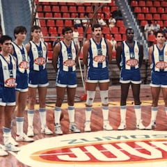 Las SD Espanyol resucitan el baloncesto 29 años después