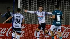 Colo Colo festeja hasta sin jugar