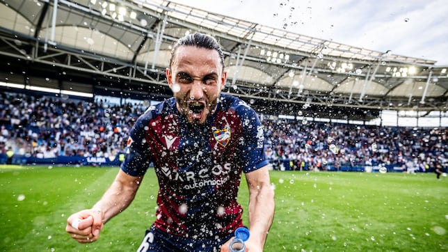 Kochorashvili siente la camiseta