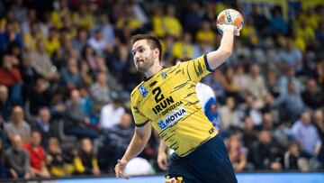 Valladolid y Bidasoa empatan y se lo jugar¨¢n en Ir¨²n