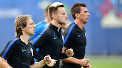 Rakitic: "Felicité a Modric; es un honor jugar con él"
