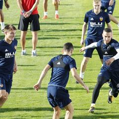 El Valencia, en busca del ‘ADN’ del canterano perfecto