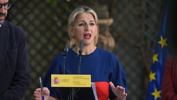 La vicepresidenta segunda del Gobierno y ministra de Trabajo y Econom¨ªa Social, Yolanda D¨ªaz, presenta el Plan Estival 2024 de la Inspecci¨®n de Trabajo y Seguridad Social, en el Palacio de Zurbano, a 21 de junio de 2024, en Madrid (Espa?a). Yolanda D¨ªaz ha presentado hoy el Plan Estival 2024 de la Inspecci¨®n de Trabajo y Seguridad Social, cuyo objetivo es proteger a los trabajadores de los riesgos ante la exposici¨®n a las altas temperaturas de la ¨¦poca veraniega.
21 JUNIO 2024;YOLANDA D?AZ;PLAN ESTIVAL 2024;INSPECCI?N DE TRABAJO;SEGURIDAD SOCIAL;MADRID
Gustavo Valiente / Europa Press
21/06/2024