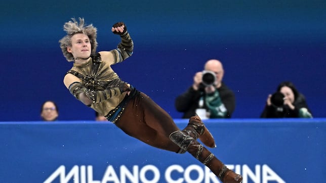 Malinin luce su patinaje de videojuego en un corto cruel con Guarino