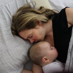 Un pediatra revela si tu hijo puede dormir con aire acondicionado o ventilador por las noches, aunque advierte: “Con unas condiciones”