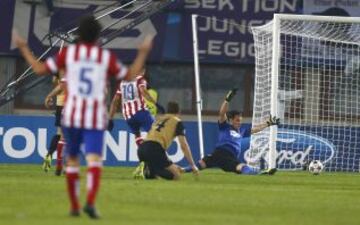 Gol 0-2 de Diego Costa.