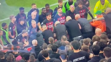 Es el colmo: ultras del Milan encaran a sus jugadores tras caer ante el Spezia