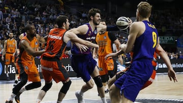 El Barcelona se lleva la primera gran batalla de la Copa