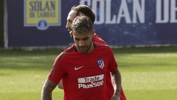 Augusto Fern&aacute;ndez ya se entrena con el resto de sus compa&ntilde;eros.