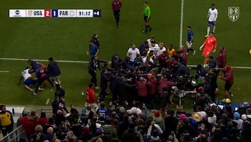 Golpes, empujones y patadas: la bochornosa batalla campal en el Estados Unidos-Paraguay