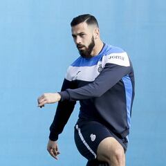 Álvaro Vázquez, cedido al Nàstic hasta final de temporada