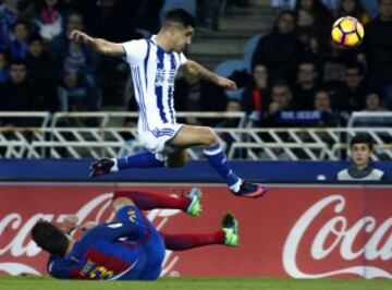 Yuri Berchiche y Piqué.