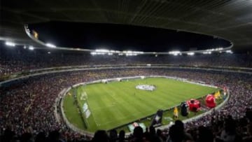 Construido en 1960 con un aforo de 56 mil 168 espectadores.