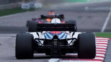 Williams&#039; Canadian driver Lance Stroll steers his car during the first practice of the Formula One Chinese Grand Prix in Shanghai on April 13, 2018. / AFP PHOTO / Johannes EISELE