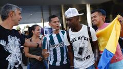 Jugadores del Deportivo le dan la bienvenida a Marlos Moreno