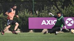 River se entrenó en Ezeiza y espera por Montiel