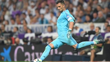 Adan, portero del Betis, durante un partido frente al Real Madrid. 