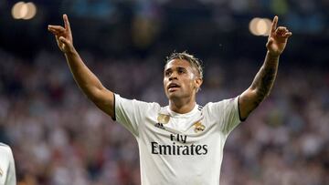 Mariano celebrando el gol.