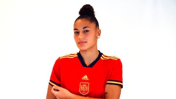 Carla Camacho con España.