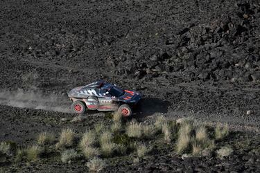 El piloto franc¨¦s del equipo Audi Sport, St¨¦phane Peterhansel, y su copiloto franc¨¦s, Edouard Boulanger.