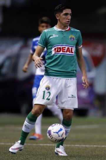 Diego Valdés no fue al Sudamericano. Sí estuvo en el Mundial por la lesión de Ignacio Caroca, pero no jugó. Es titular de Audax Italiano y una de las figuras del torneo chileno.